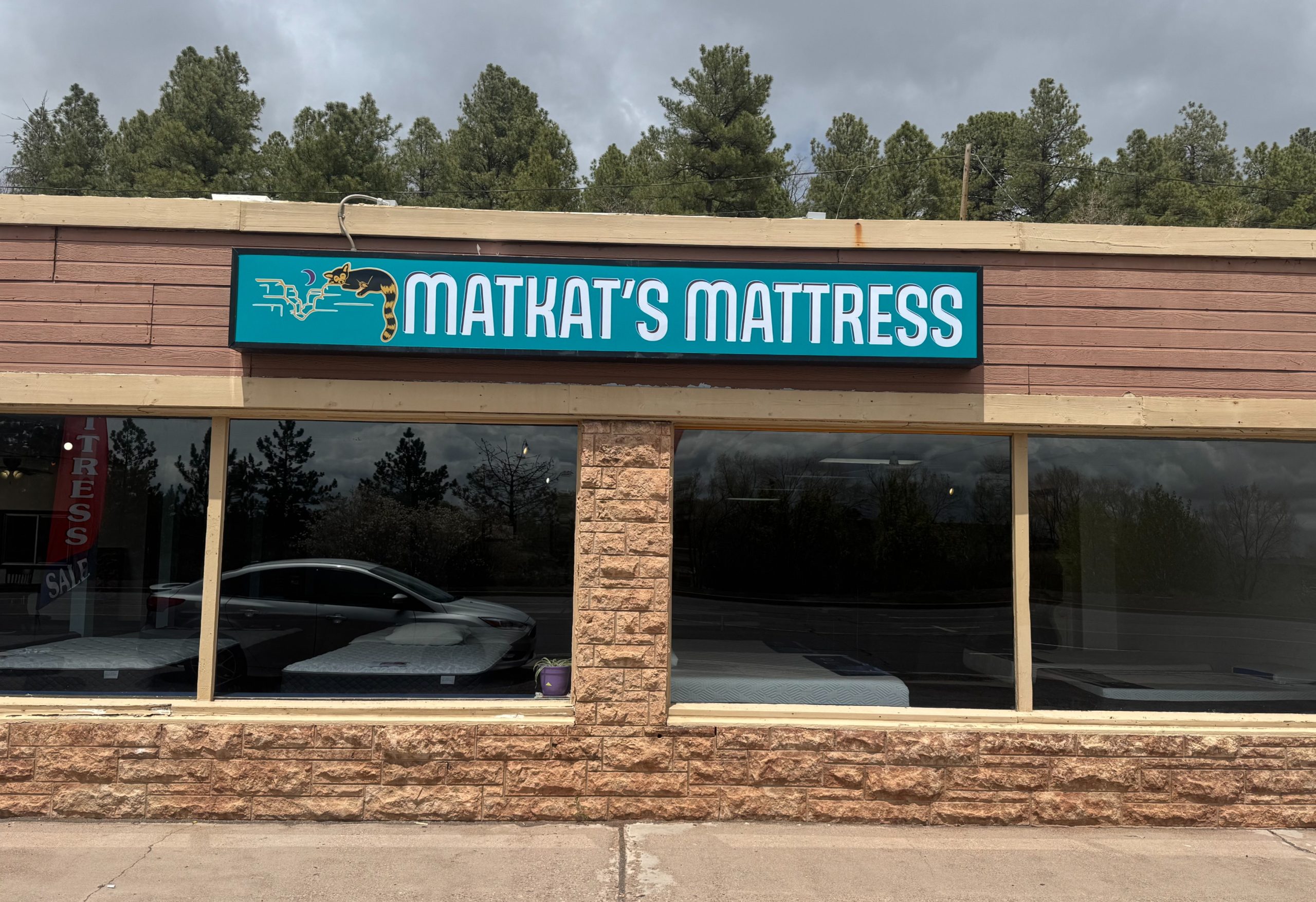 storefront photo of matkats mattress store in flagstaff az Matkat's Mattress Building